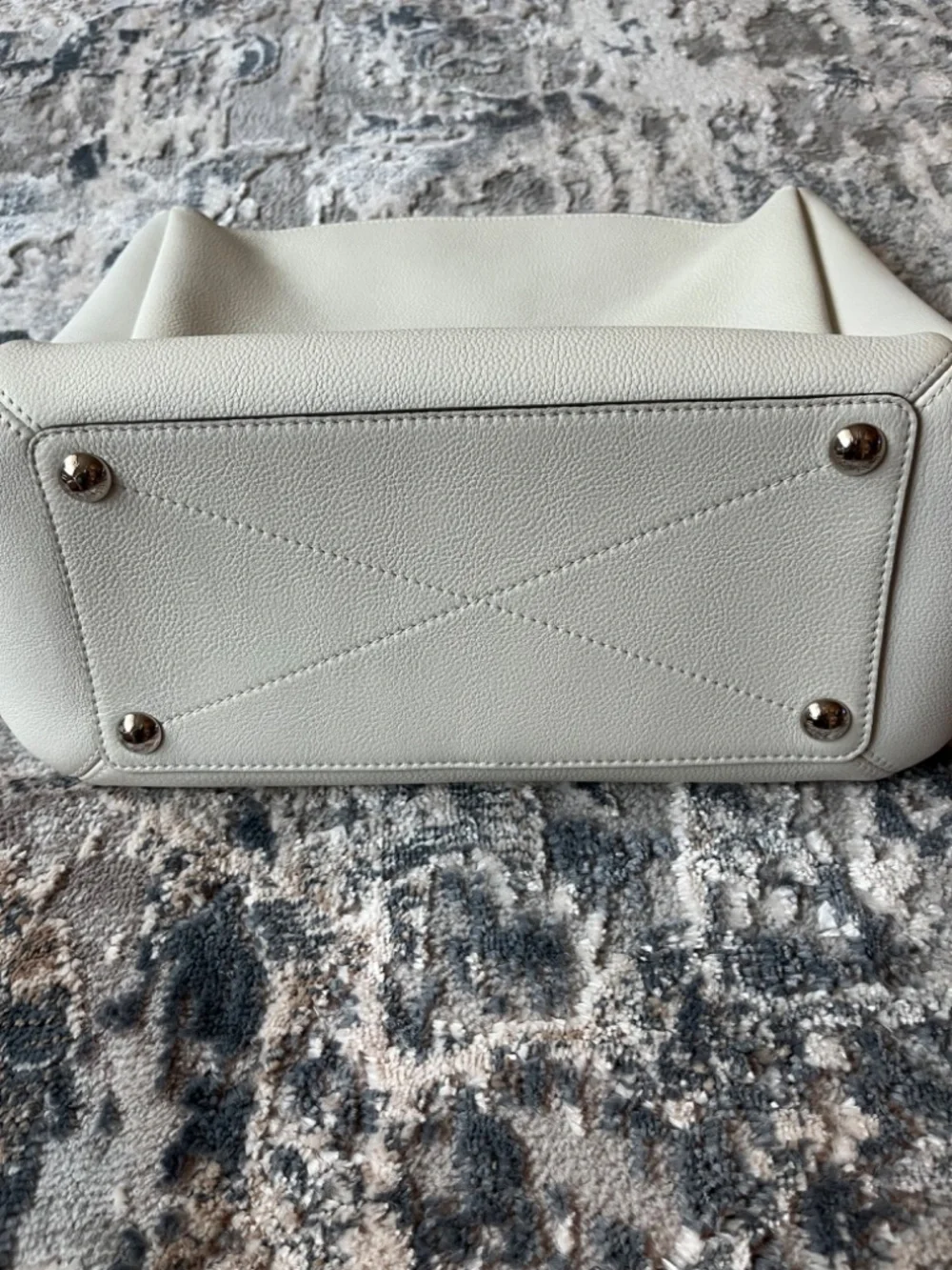 Authentic LV White Babylone